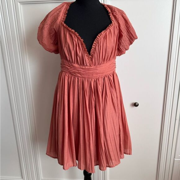 Elegant Coral Dress - Picture 1 of 7